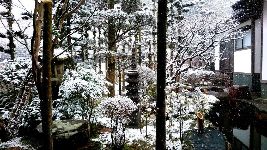 Beppu Showaen Екстериор снимка