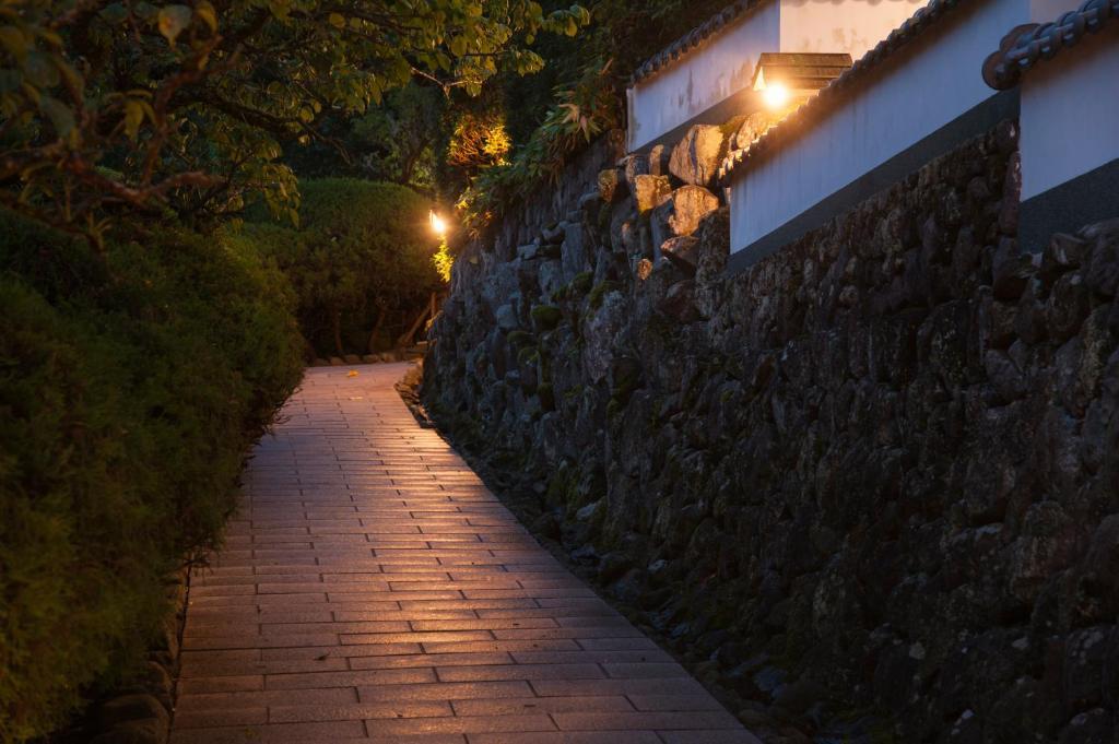 Beppu Showaen Екстериор снимка