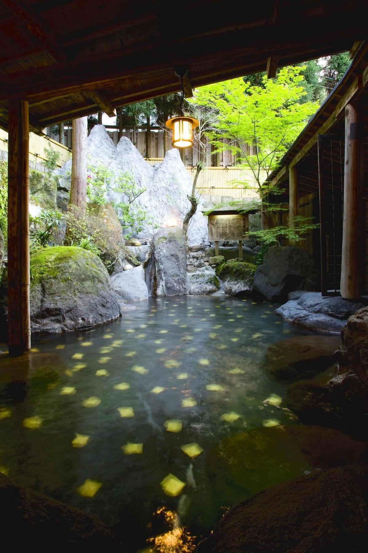 Beppu Showaen Екстериор снимка